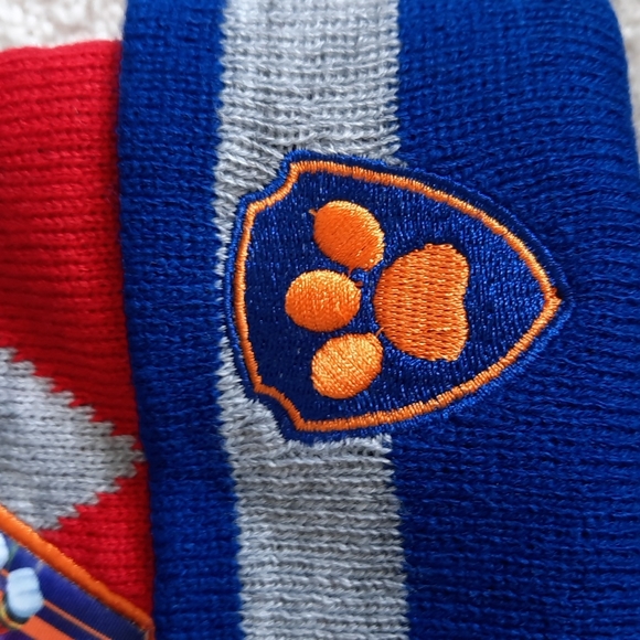 3 for $30. Little kids Paw Patrol hat and glove set - Picture 7 of 12